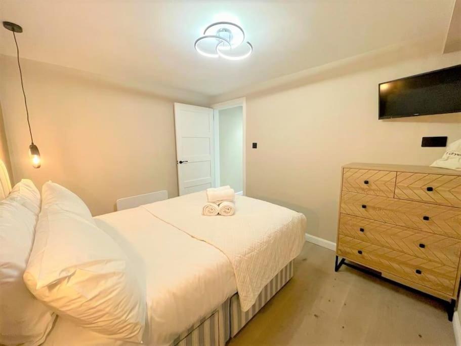 Stylish, Central And Cosy 1Bd Nr Canongate Единбург Екстериор снимка