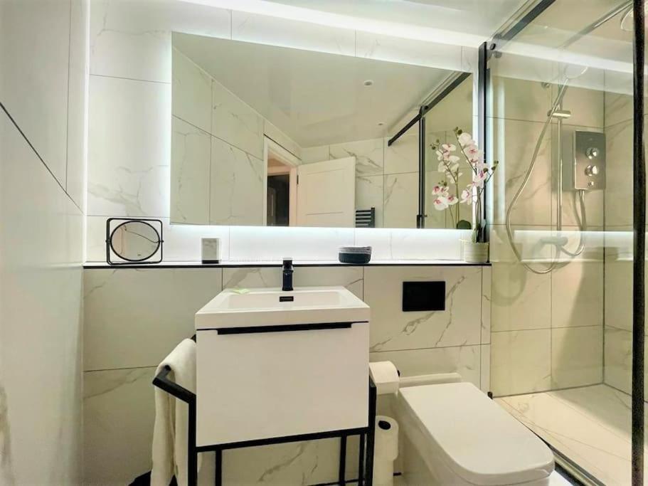 Stylish, Central And Cosy 1Bd Nr Canongate Единбург Екстериор снимка